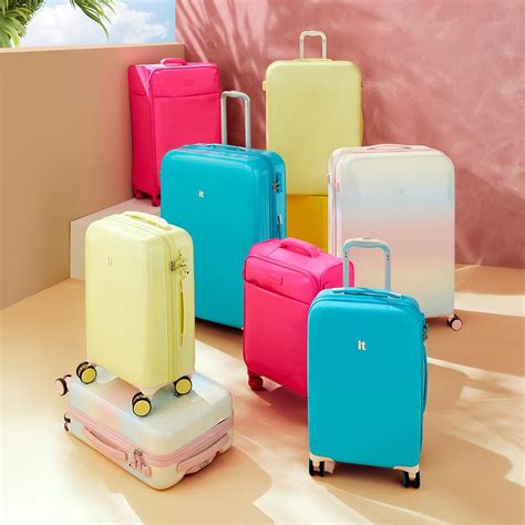 primark suitcases 23kg.